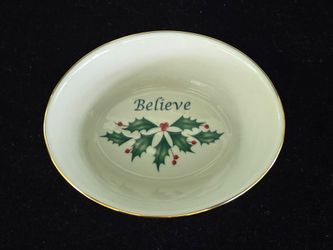 LENOX HOLIDAY BELIEVE HOLLY TRINKET BOWL