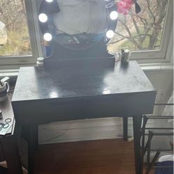 Light-Up Vanity Makeup & Hair Desk with Stool & Storage!
