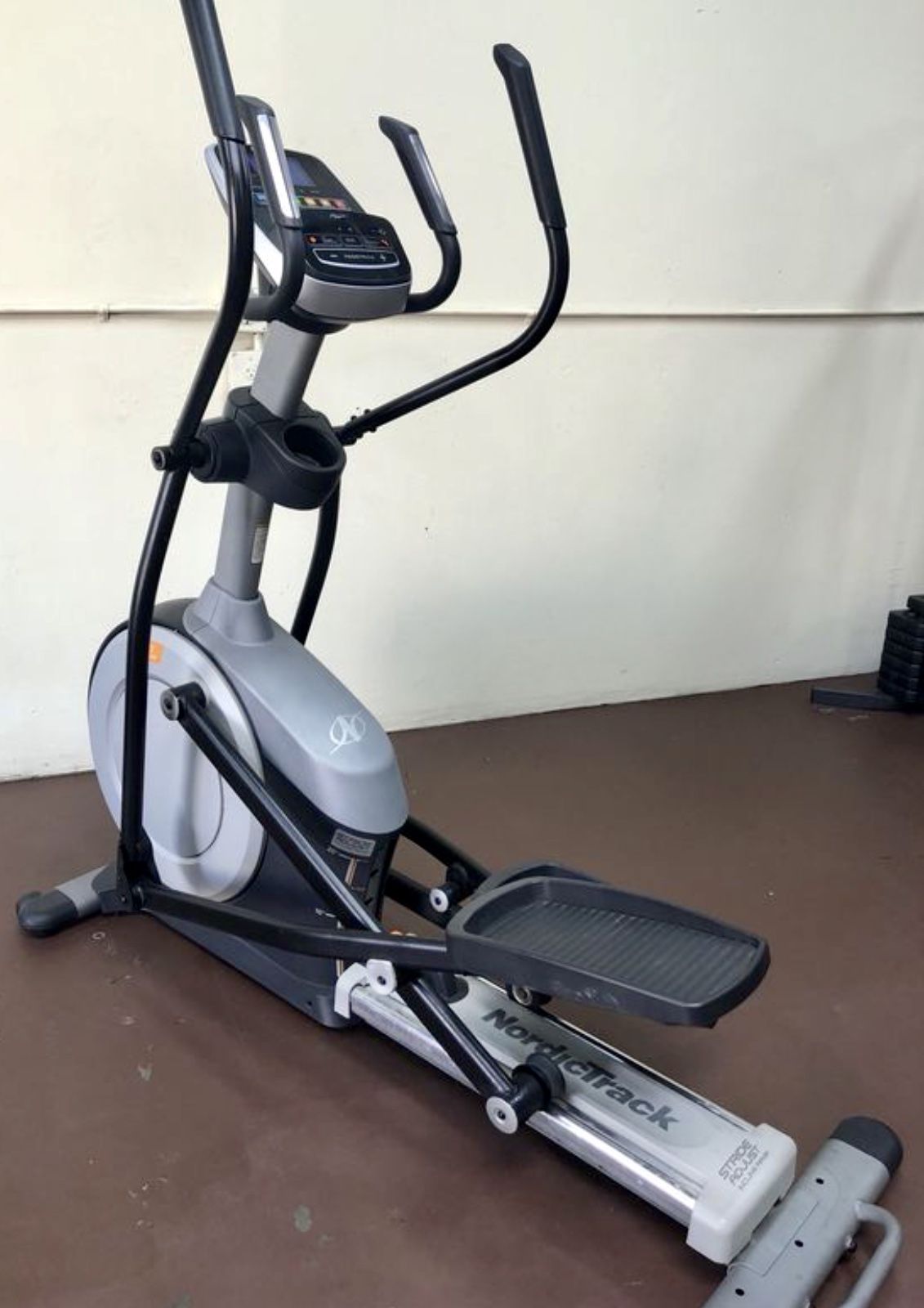 Nordictrack E5.7 Elliptical Exercise Machine Nordic Track Used E 5.7