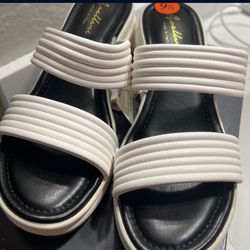 White Wedges Brand 🆕 Size 9 1/2 👡 Summer Essential