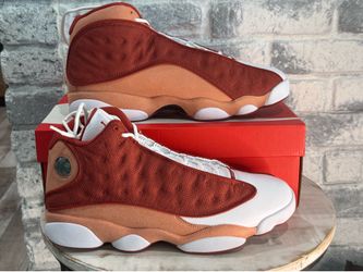 Jordan 13 Retro Dune Red Size 11 New