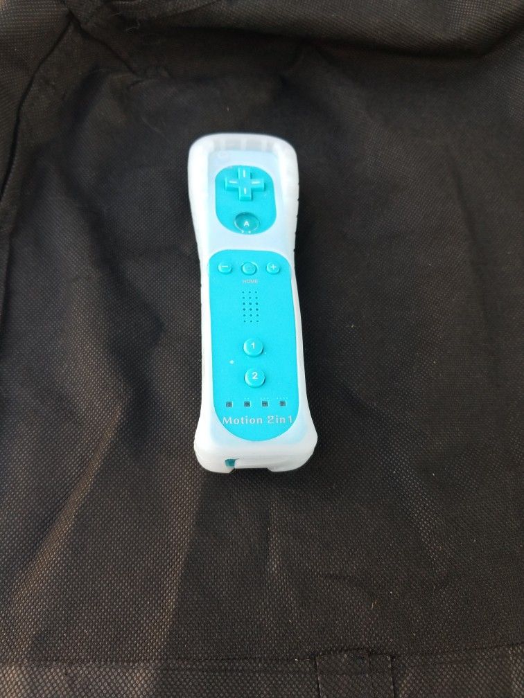 NINTENDO WII REMOTE CONTROLLER NEW MOTION 2 IN 1