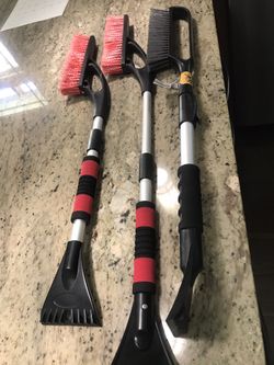 Snow brush with Ice Scraper