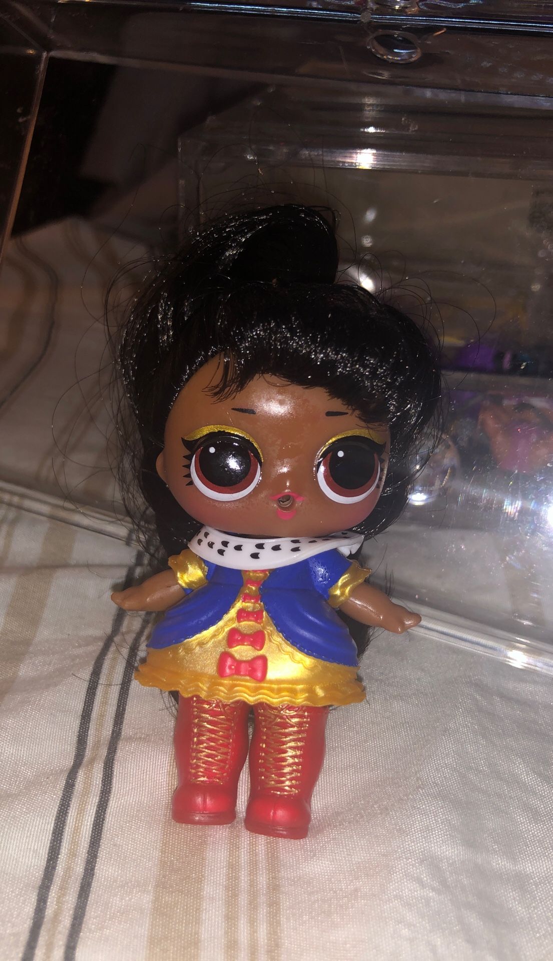 LOL DOLL -- HAIRGOALS HER MAJESTY - BRAND NEW NEVER BEEN PLAYED WITH LOL SURPRISE DOLL