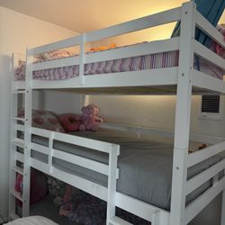 Triple Bunk Bed.
