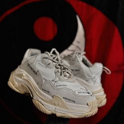 Balenciaga Triple S