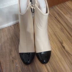 Off-White Leather Short Shaft Cap Toe Boot Size 8