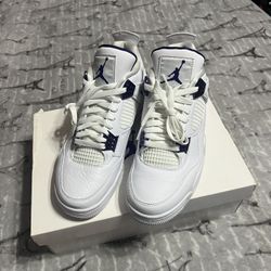 Jordan 4 Purple Metallic Size 9