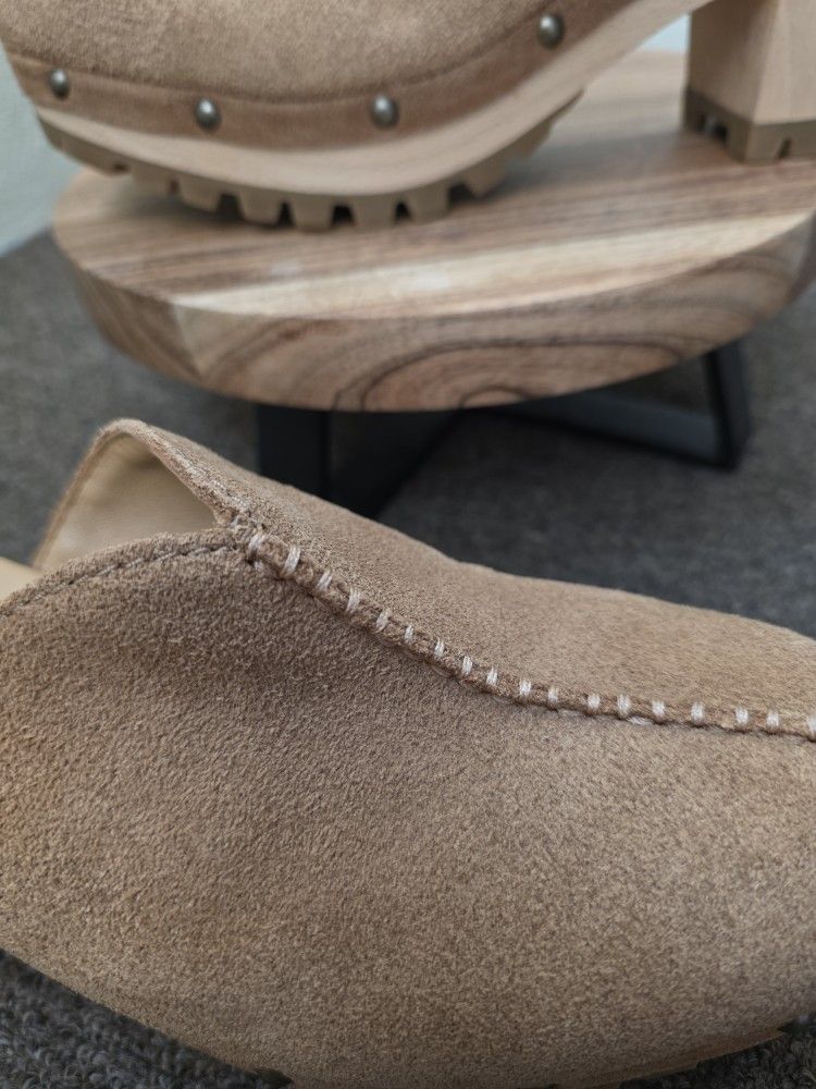 Women's UGG Tan Suede Clogs Men's shoes