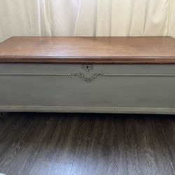 Cedar Wood Chest