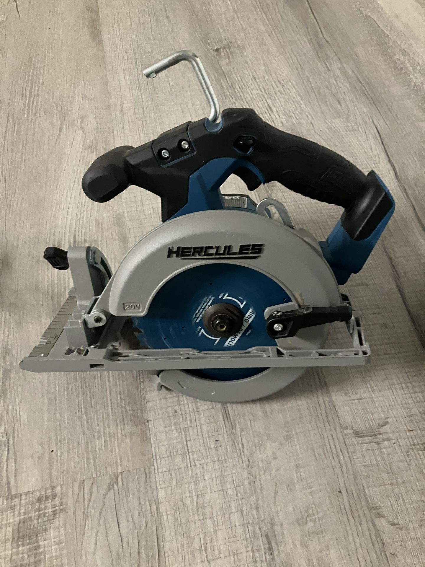 Hercules 20v Saw