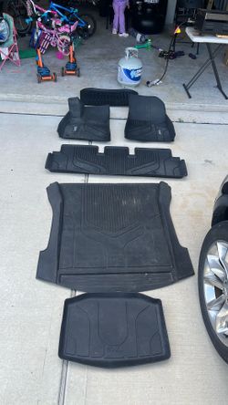 Tesla model 3 floor mats