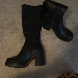 Black Boots