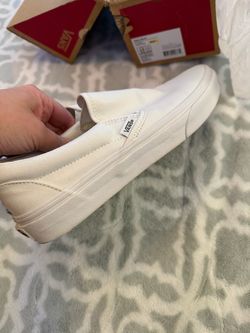 WOMENS Vans size 9 classic white slip on shoes