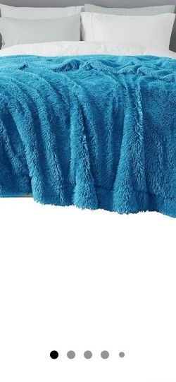 Brand New Bedsure Blanket
