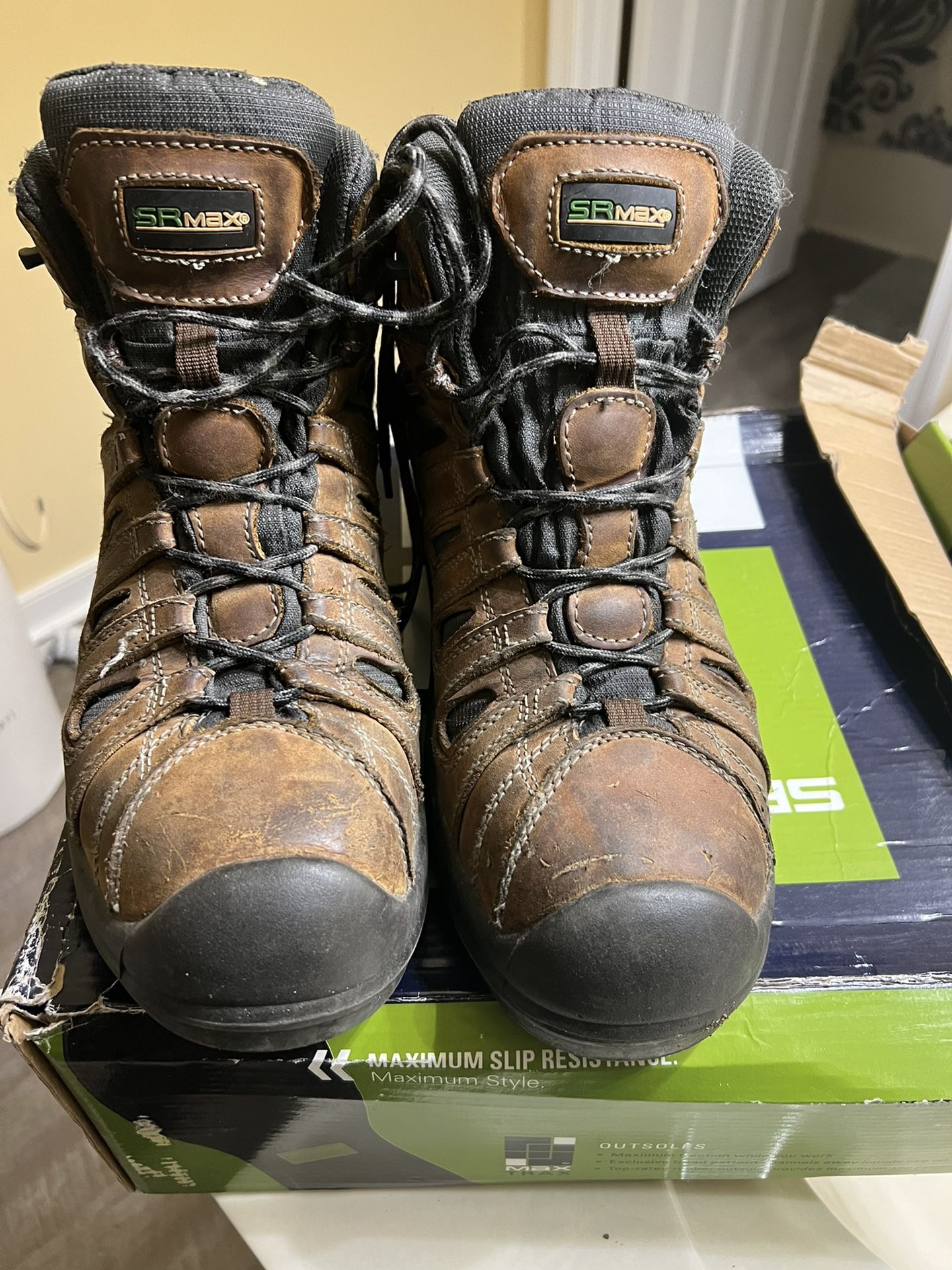 Safety Boots Size 10.5