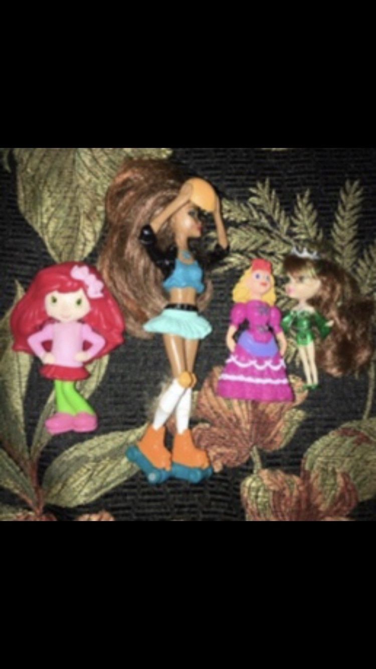 Polly Pocket And Stuff Lot