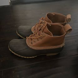Men’s 6” L.L. Bean boots Size 8m