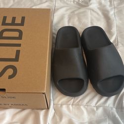Yeezy Slides