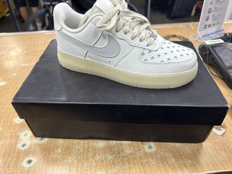 WMNS NIKE AIR FORCE 1 ‘07