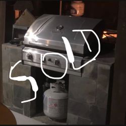 Char-Broil Designer Series Gas Grill SOLD 