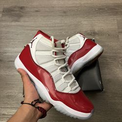 Jordan 11 Cherry Size 9.5 Used