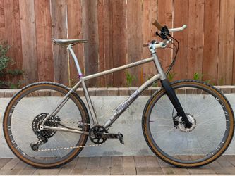 Lynskey Chilhowee - Ti Flat Bar Gravel Bike