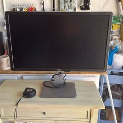 27in Dell Monitor 