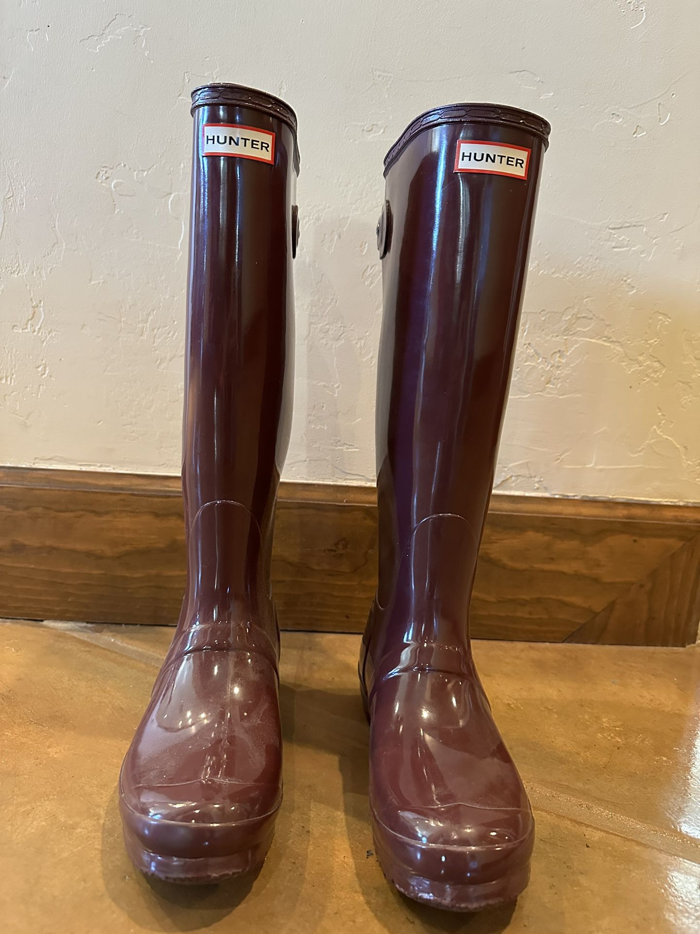 Burgundy, hunter rain boots