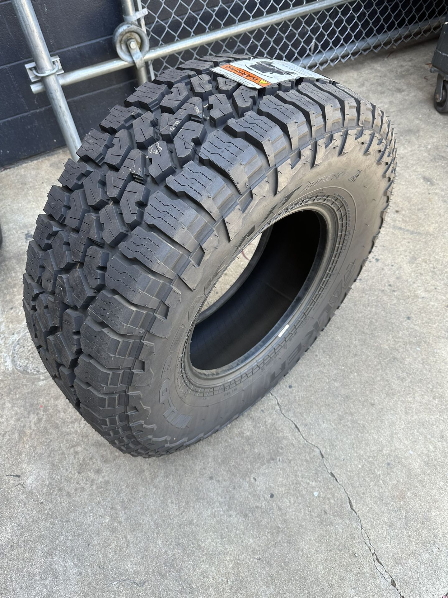 Falken Wildpeak AT3W 35x12.50R17 - 1 Tire Only