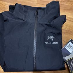 ARC’TERYX BETA AR JACKET