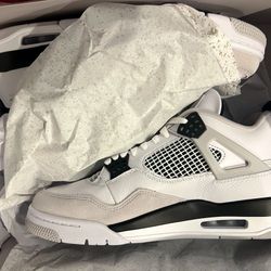 Air Jordan Retro 4 “Military Black”