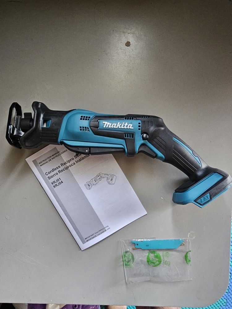Makita 18v Reciprocating Saw