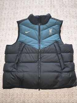 Nike Liverpool FC Down Puffer Windrunner Vest Size  XXL