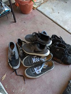 Kids nike shoes size 2 all shown 25.00