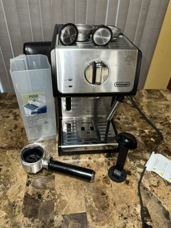 Espresso Machine with Milk Frother - DeLonghi