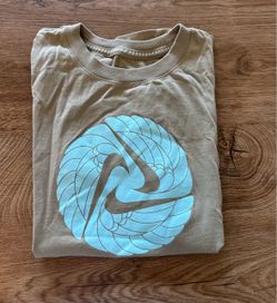 Nike Tee Graphic T-Shirt XS