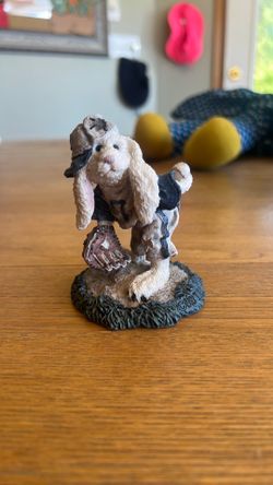 Boyds bears lefty