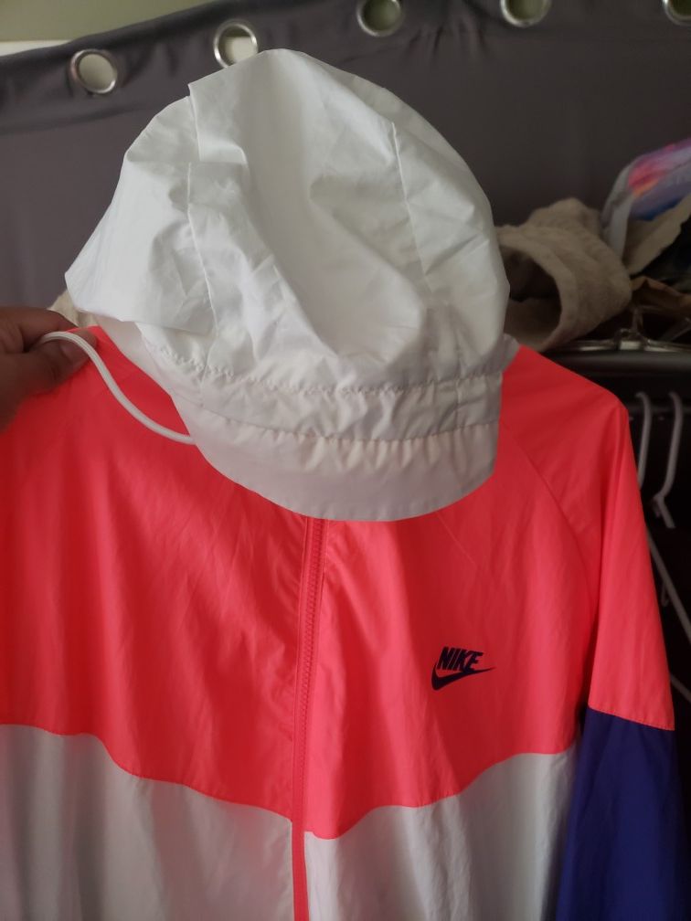 Retro nike windbreaker