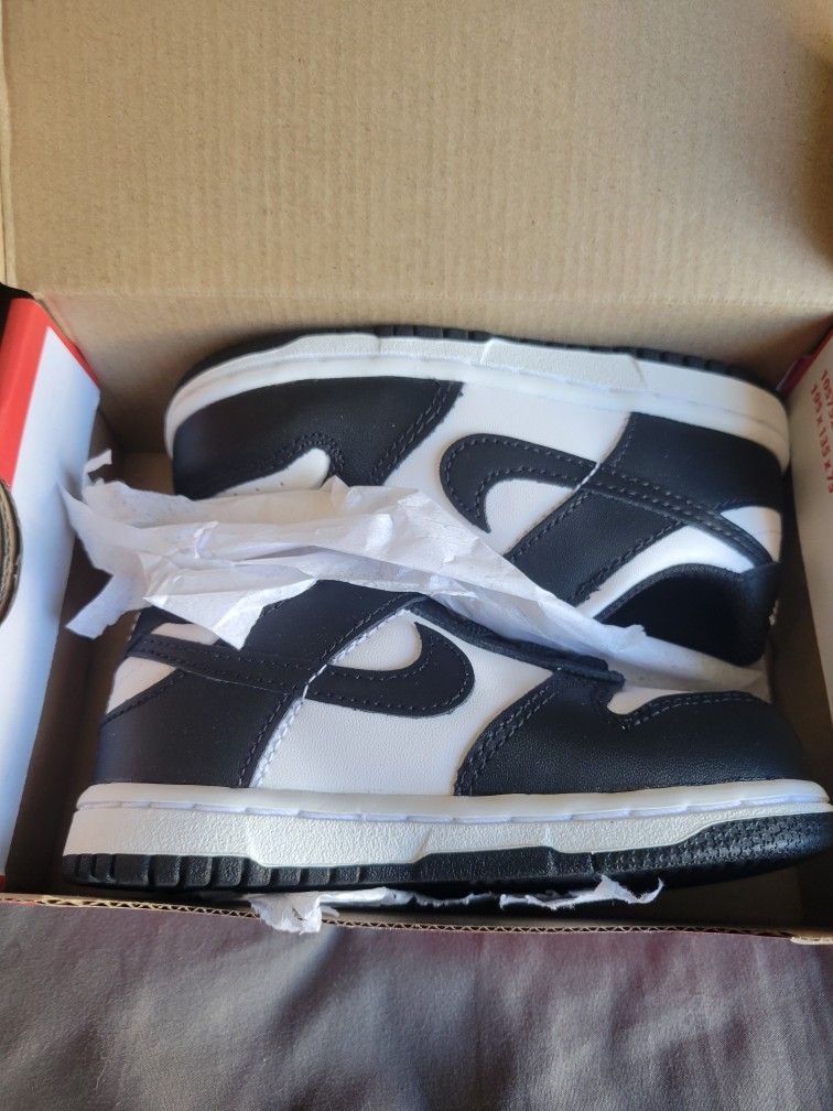 Nike Dunks Size 8c