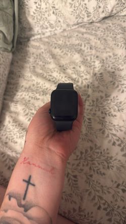 Apple Watch SE - 44 mm-GPS- midnight aluminum