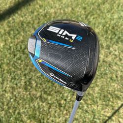 TayloMade Sim 2 Max D