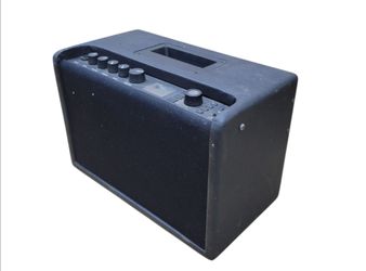 Fender Mustang GT 40 Combo Amp – Working Speakers/Aux, Blank Screen (As-Is/Repair)