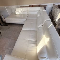 Shaped Sectional Sofa – Convertible / Adjustable Backrests