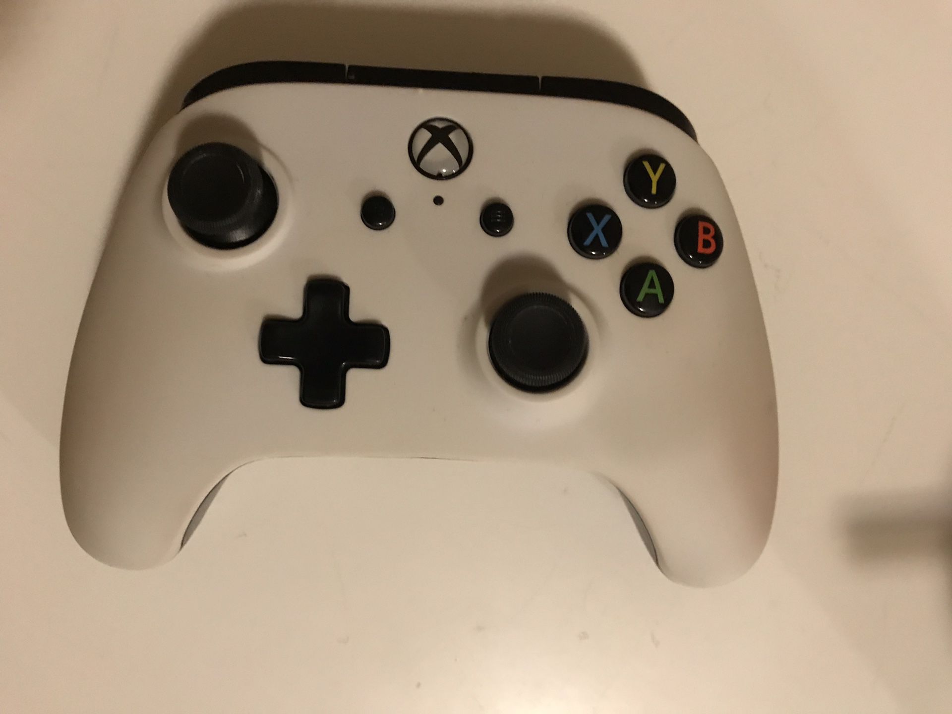 White Xbox Wired Controller