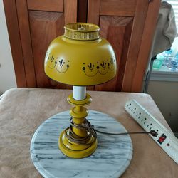 Mid Century Tole Lamp Yellow 