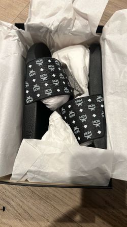 MCM Black And White Slides