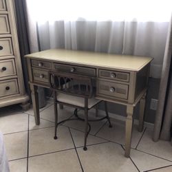 Vanity And Chair 