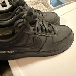 Nike Air Force 1 Low Gore-Tex "Black" sneaker.