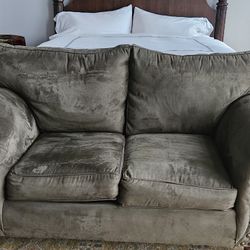 Hunter Green Loveseat Super Comfortable 